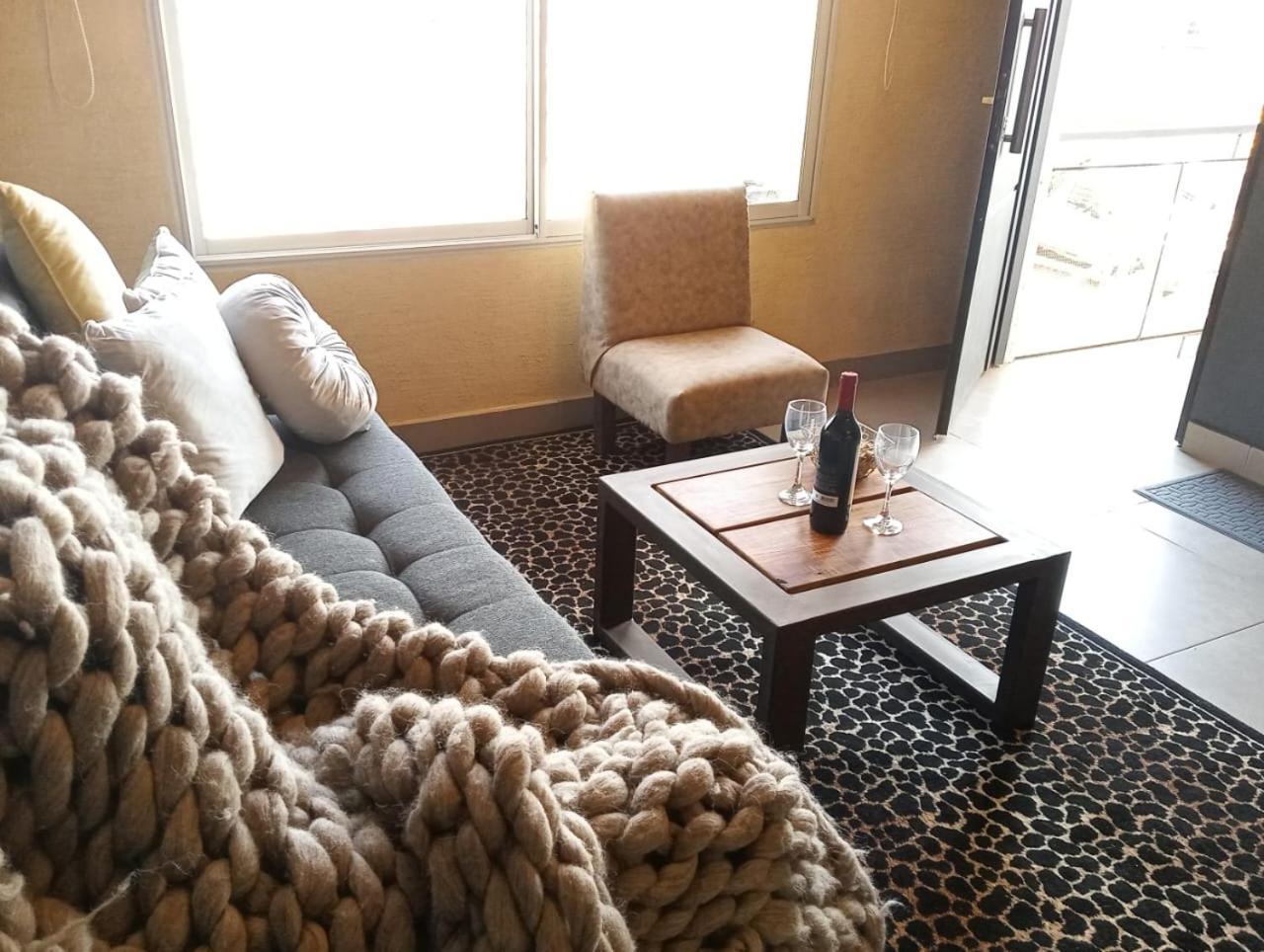 Departamentos Boutique De Disenador " Terraza 26 " - Cochera - Vista A La Montana - Cancelacion Gratuita - Sin Pagar Por Adelantado Мендоса Екстериор снимка